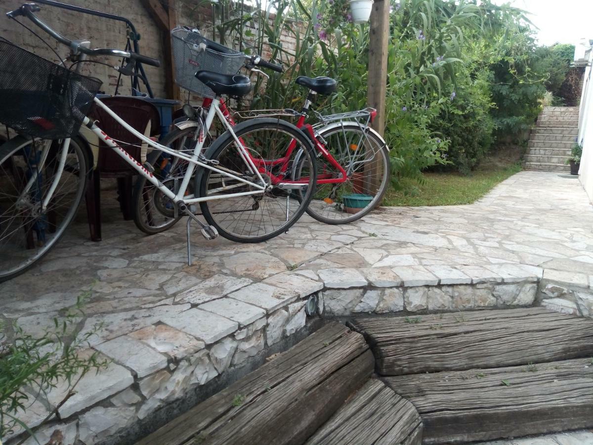 Hostel Bata Kanjiza Exterior photo
